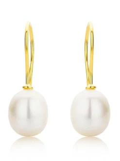 Gouden oorhangers met parels