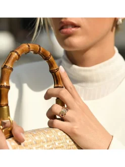 Gouden ring "Kamina" met edelstenen