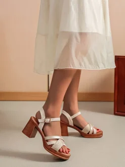 Haksandalen beige