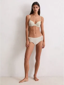 Hipster beige