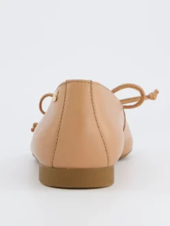 Leren ballerina's beige