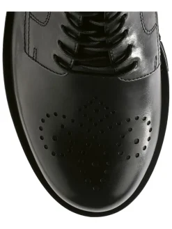 Leren veterschoenen zwart