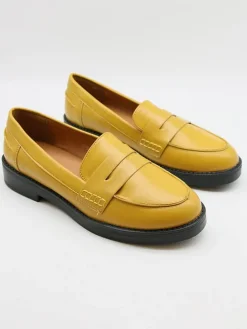 Mocassins geel