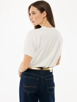 Shirt wit
