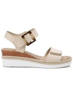 Sleehaksandalen beige