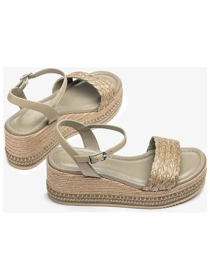 Sleehaksandalen beige