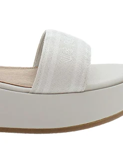 Sleehaksandalen crème