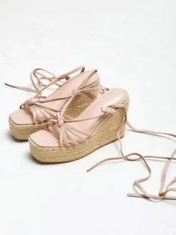 Sleehaksandalen lichtroze