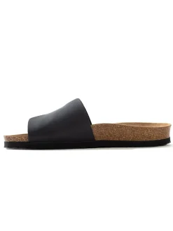 Slippers "Djeelia" zwart