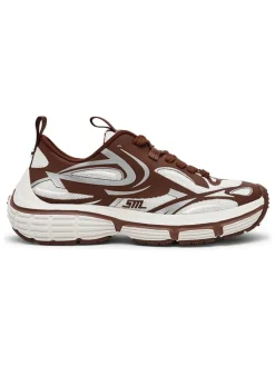 Sneakers bruin