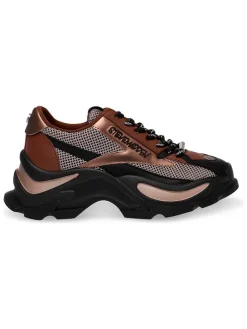 Sneakers bruin