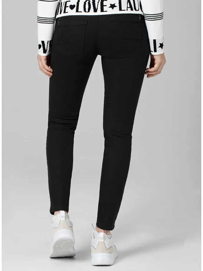 Spijkerbroek "Sanya" - tight fit - zwart