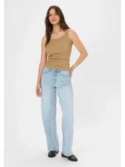 Top camel