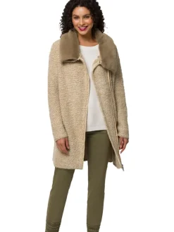 Tussenmantel beige