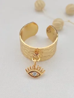 Vergulde ring met edelsteen