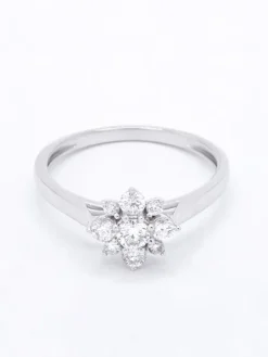 Witgouden ring "Saraphina" met diamanten