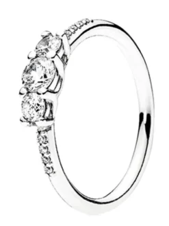 Zilveren ring met edelstenen